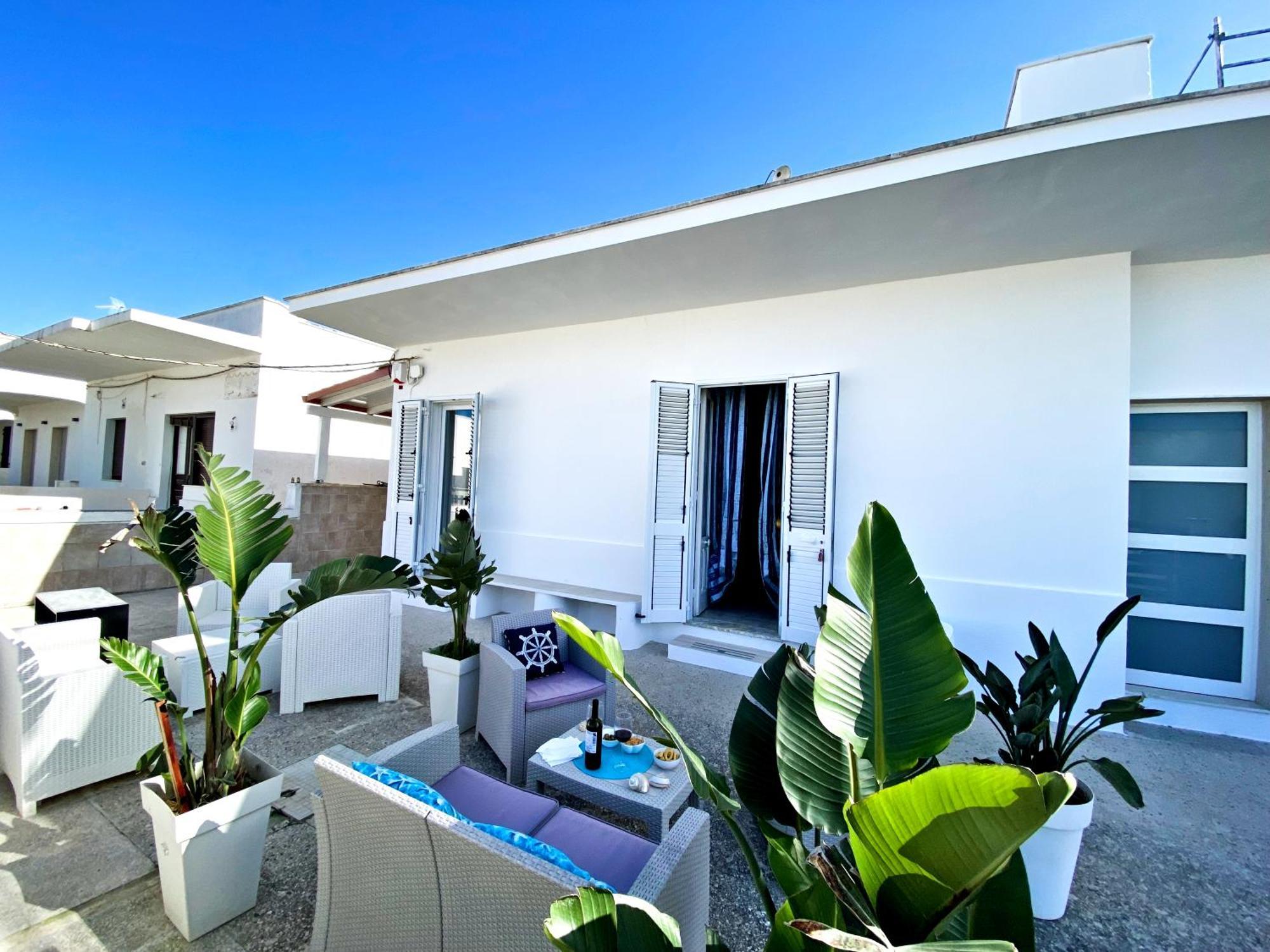 Aria Di Mare Mancaversa - Elegante Appartamento Marina di Mancaversa Ngoại thất bức ảnh
